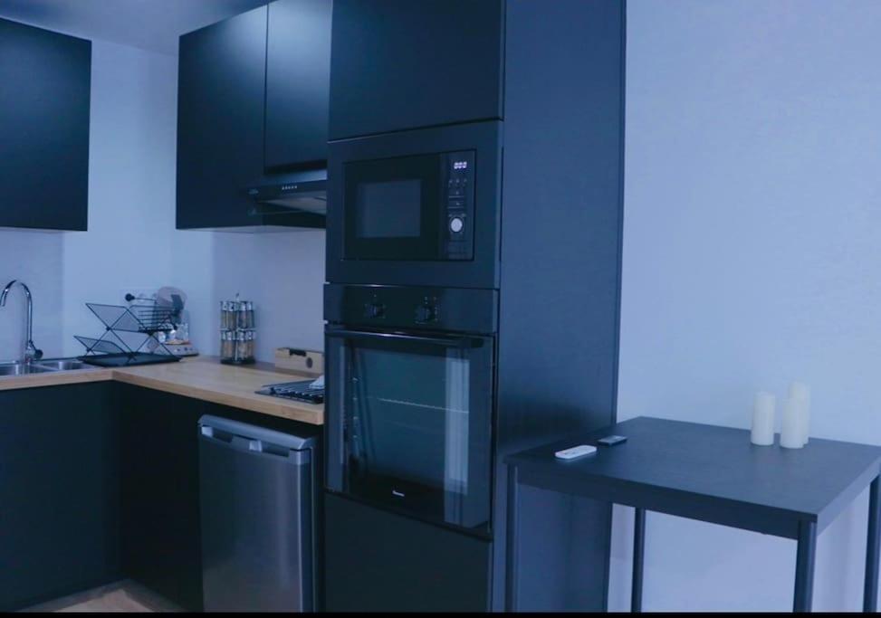 Appartement O'temps Pour Soi…balneotherapie Et Chromoterapie, King Size,parking Orléans